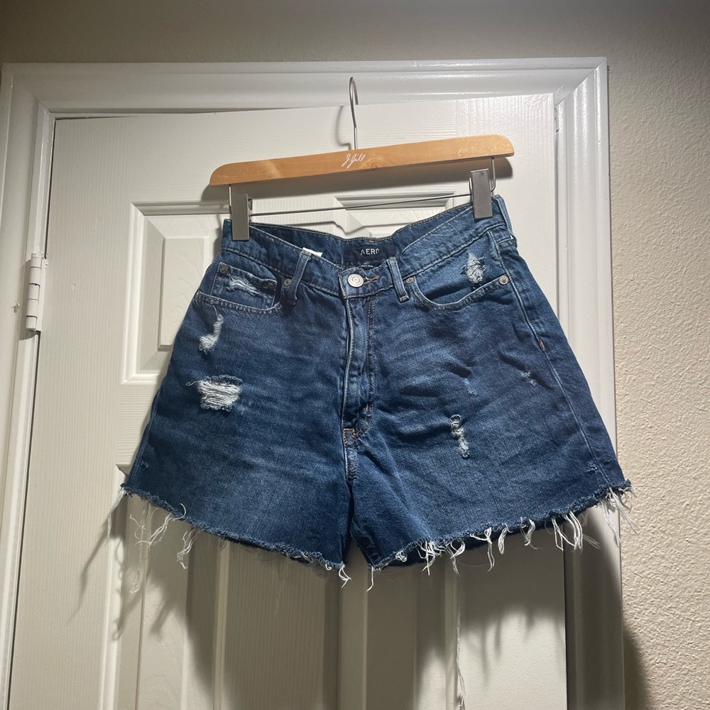 Aeropostale High Rise Curvy Mom Shorts